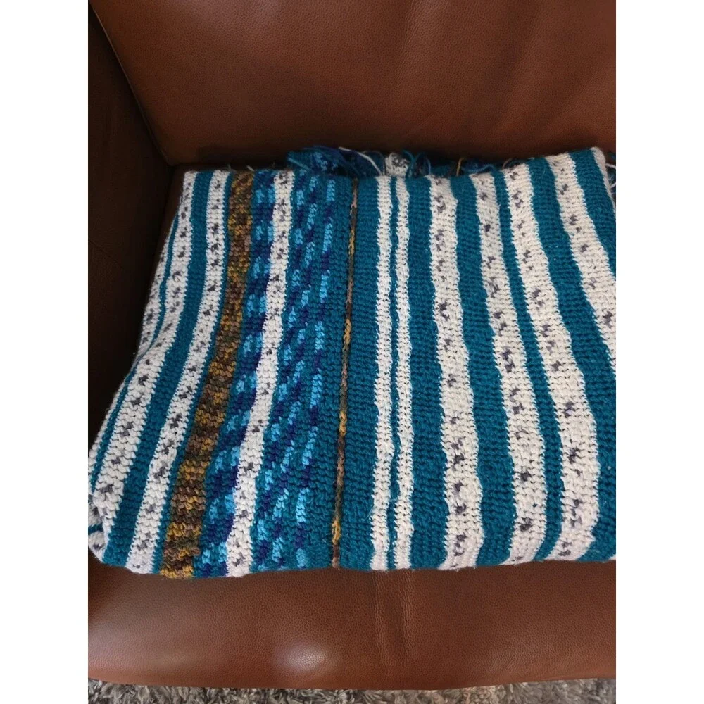 Vintage handmade crochet afghan lap throw blanket 48 ×70ish